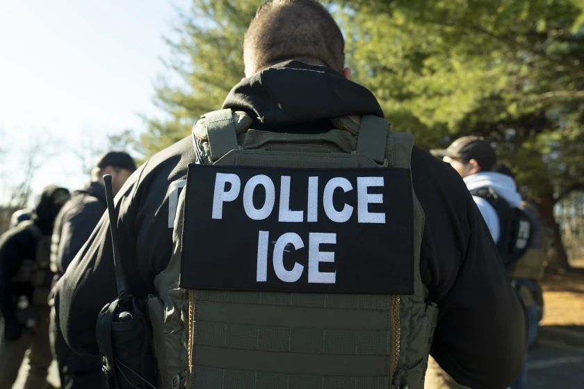 ICE agents in Chicago