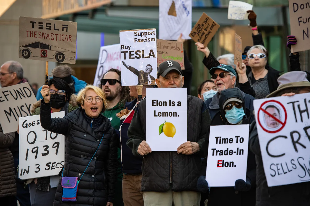 Tesla protesters