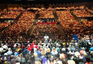 2025 April AOC Sanders Bakersfield, CA 4,450