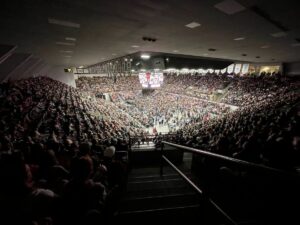 2025 April AOC Sanders Missoula, MT 9,000