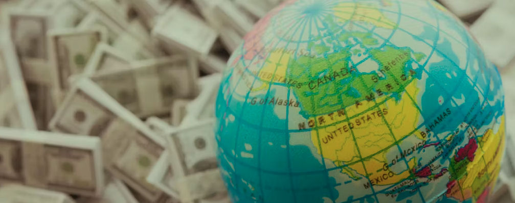 globe and currency