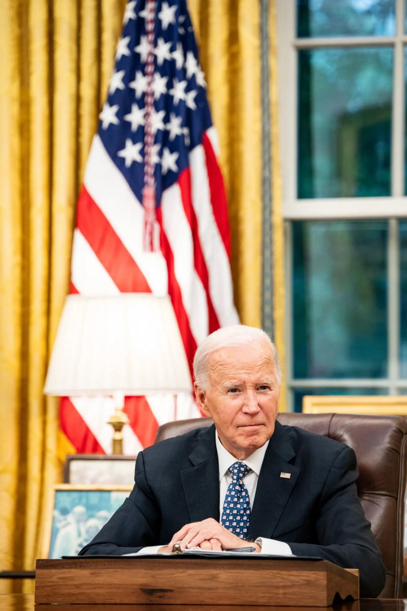 Toward the end of his presidency, Joseph R. Biden Jr. granted large batch commutations to reduce the sentences of three categories of federal convictions.Credit...Haiyun Jiang for The New York Times