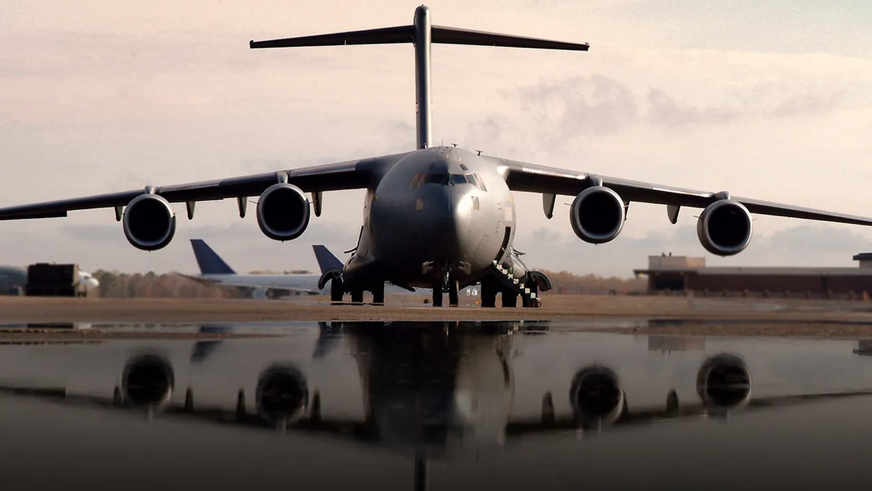 C-17 Globemaster III [transport for B61 ordinance]