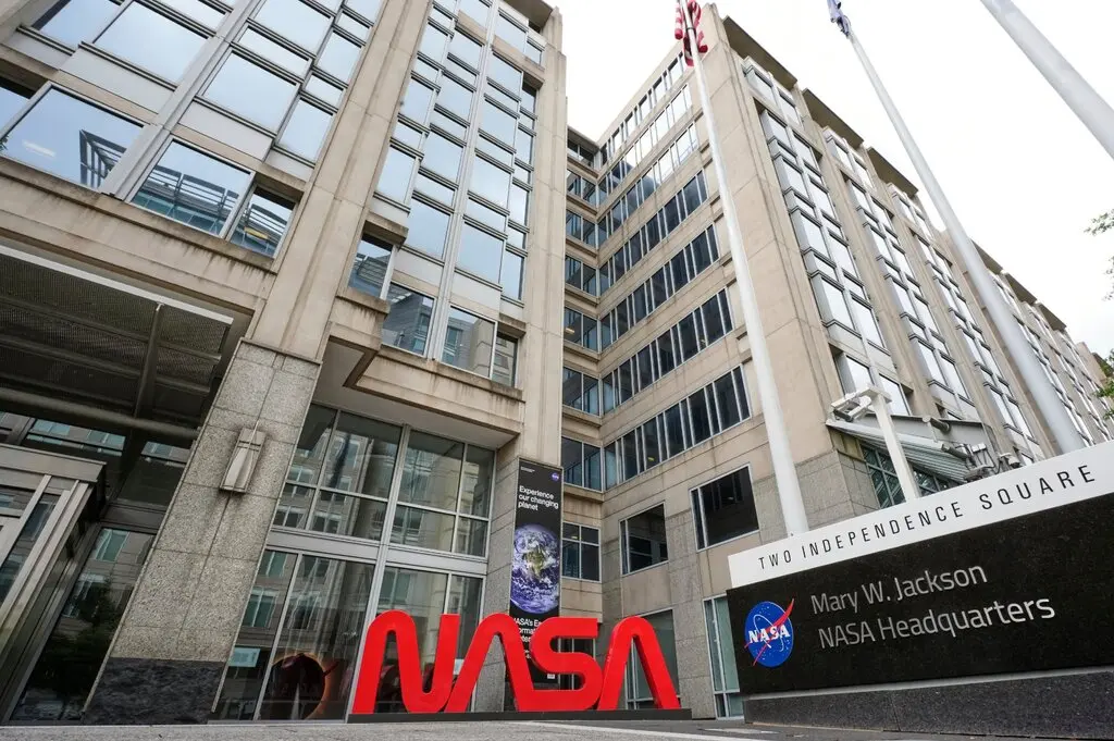 Nearly 300 people, some currently working at NASA, signed the formal dissent letter sent to the agency’s leadership.Credit...Gene J. Puskar/Associated Press