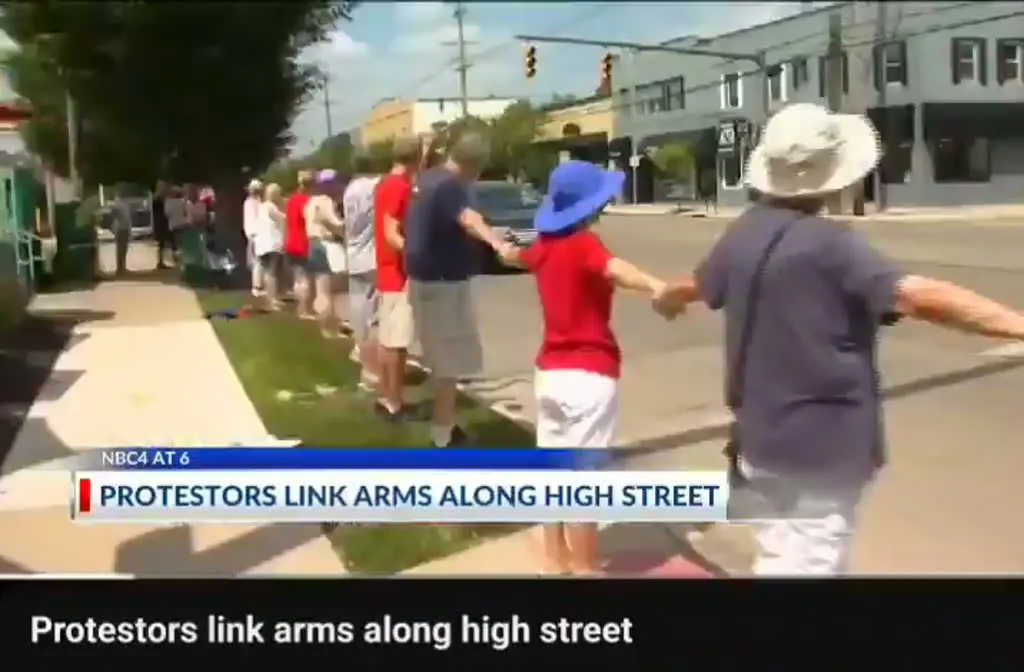 Ohio Protest Against Trump Stretches 8 Miles