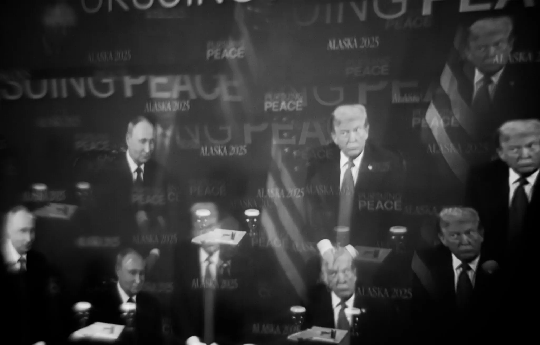 blurry images of Putin and Trump -- Ioulex for The New York Times