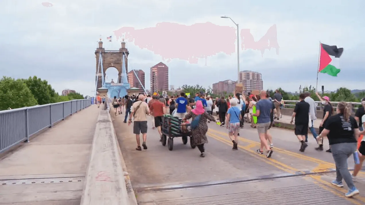 protesters on John A. Roebling Bridge