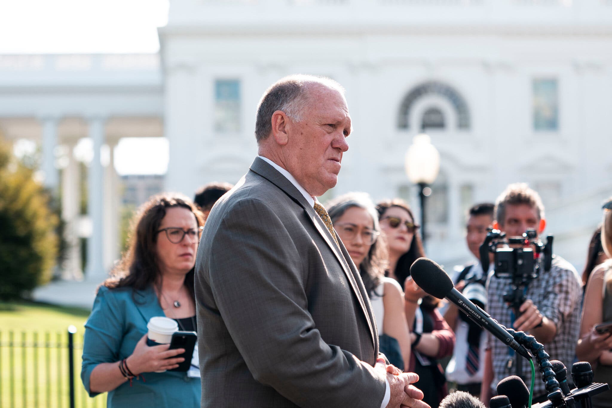 Tom Homan caught the attention of the F.B.I. after a target of a counterintelligence investigation suggested in 2023 that a $1 million payment to Mr. Homan could lead to lucrative federal contracts.Credit...Doug Mills/The New York Times