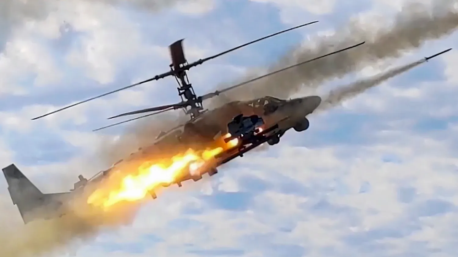 A Kamov Ka-52 Alligator attack helicopter taking part in the Zapad joint military drills. About 30,000 Russian and Belarusian soldiers are involved in the exerciseRUSSIAN DEFENCE MINISTRY PRESS SERVICE/EPA