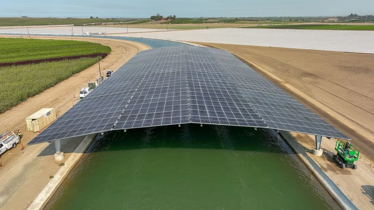 solar covered irrigation canal