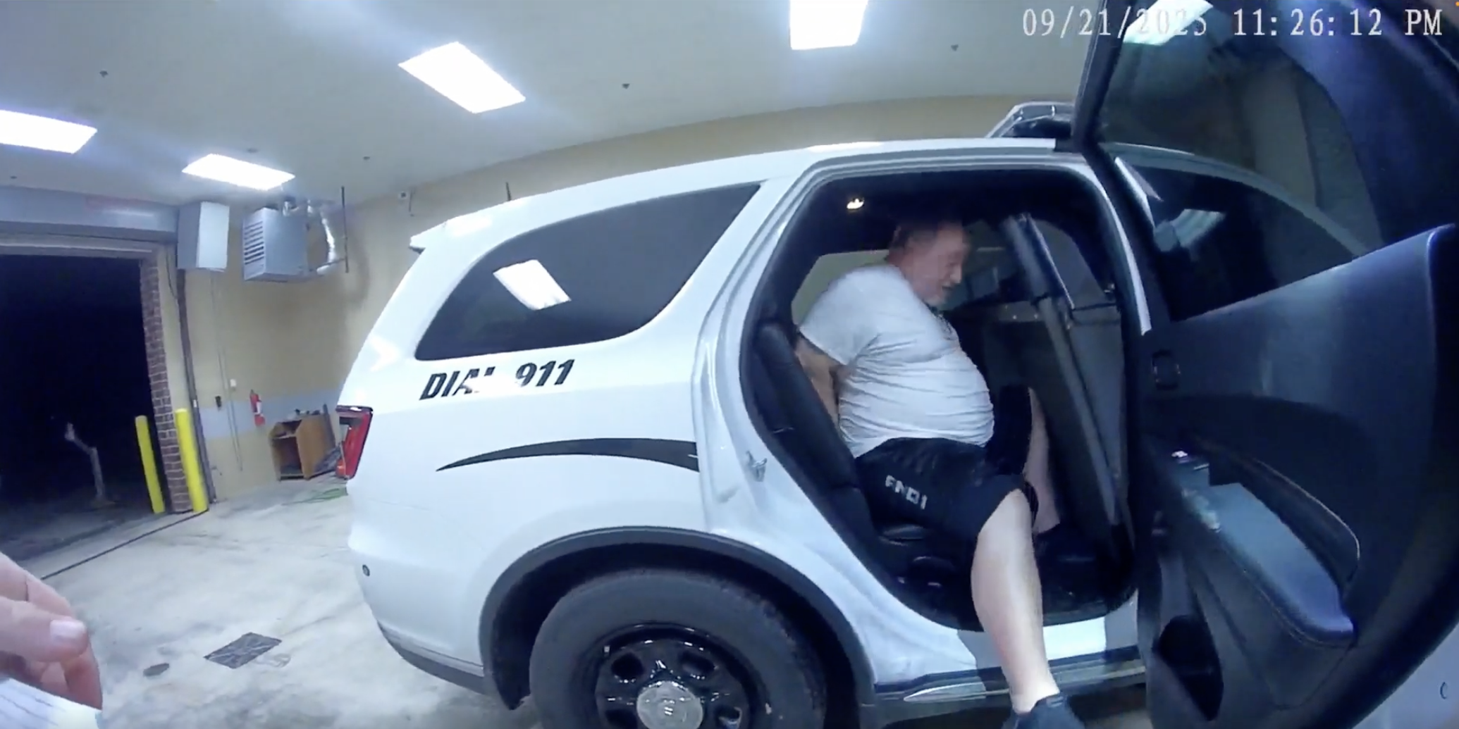 Bodycam footage from the Lexington Police Department shows the arrest of Larry Bushart Jr. on Sept. 21, 2025. Screenshot: Lexington Police