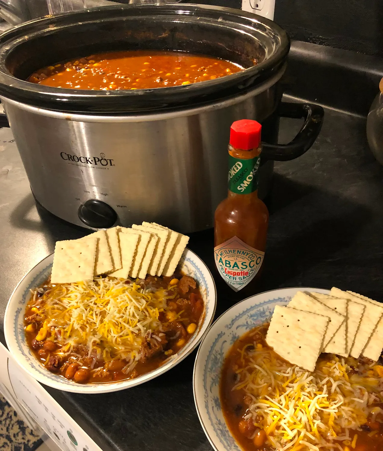 chili and crackers