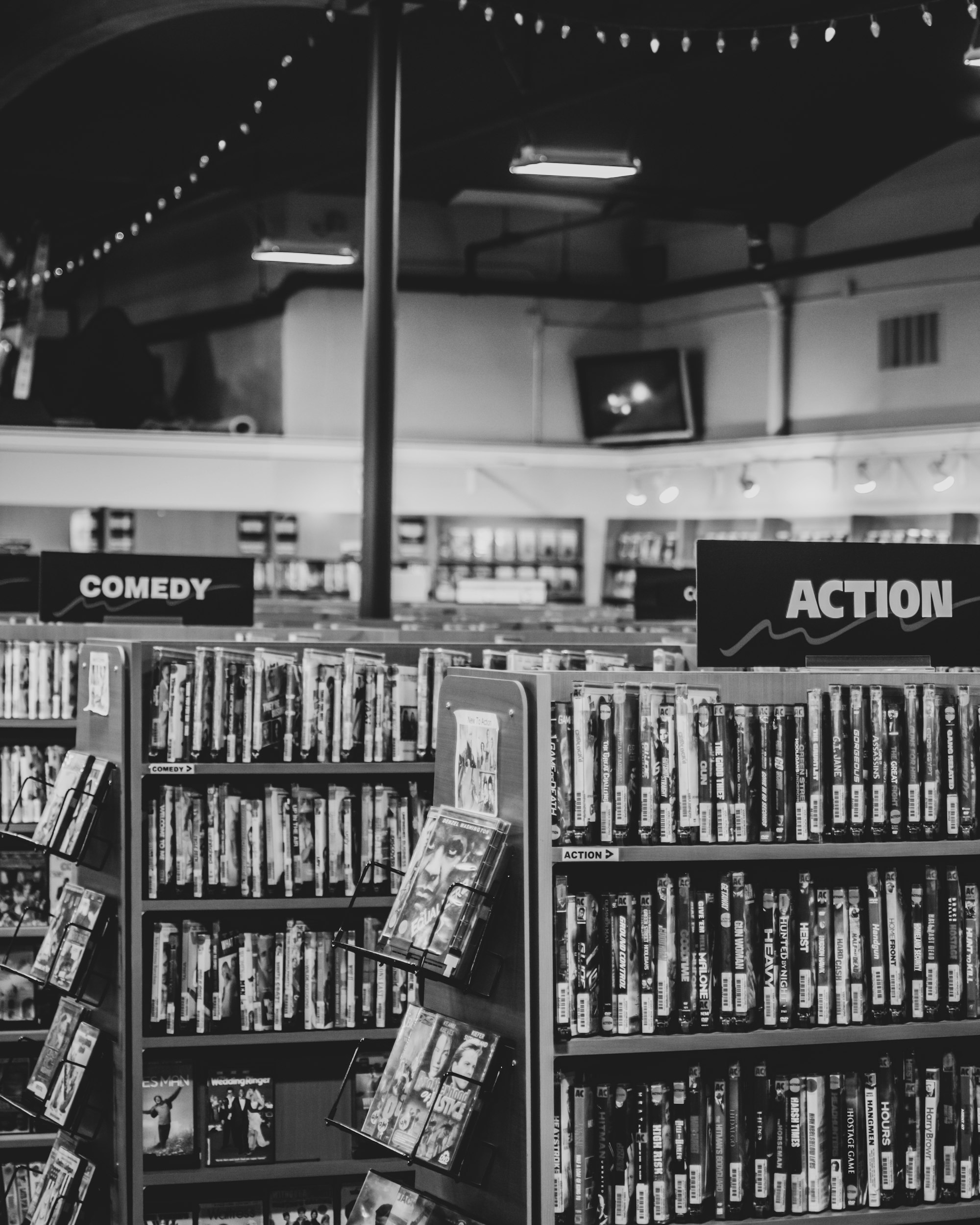 Videos on shelves - Photo by Sean Benesh / Unsplash