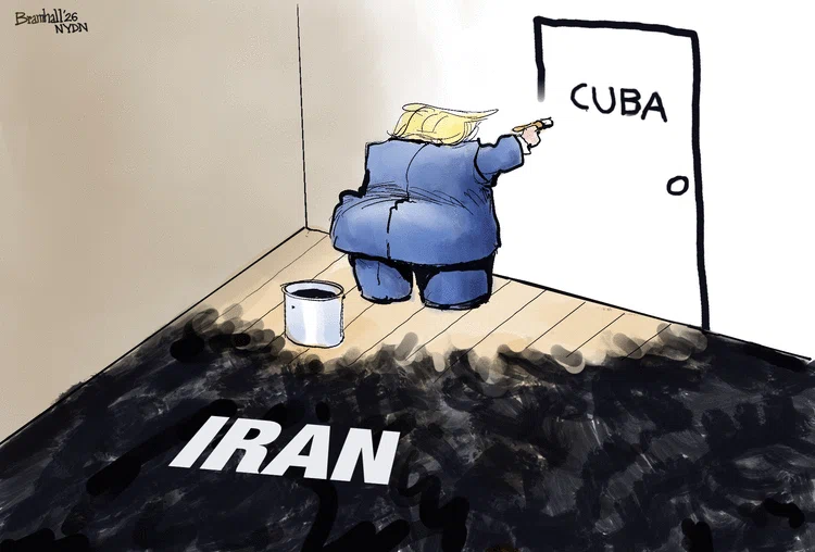 painting a door to Cuba in Iran corner