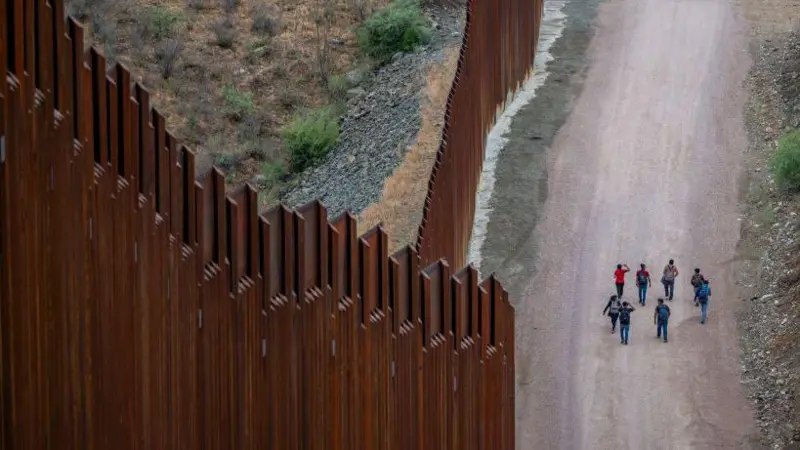 border wall