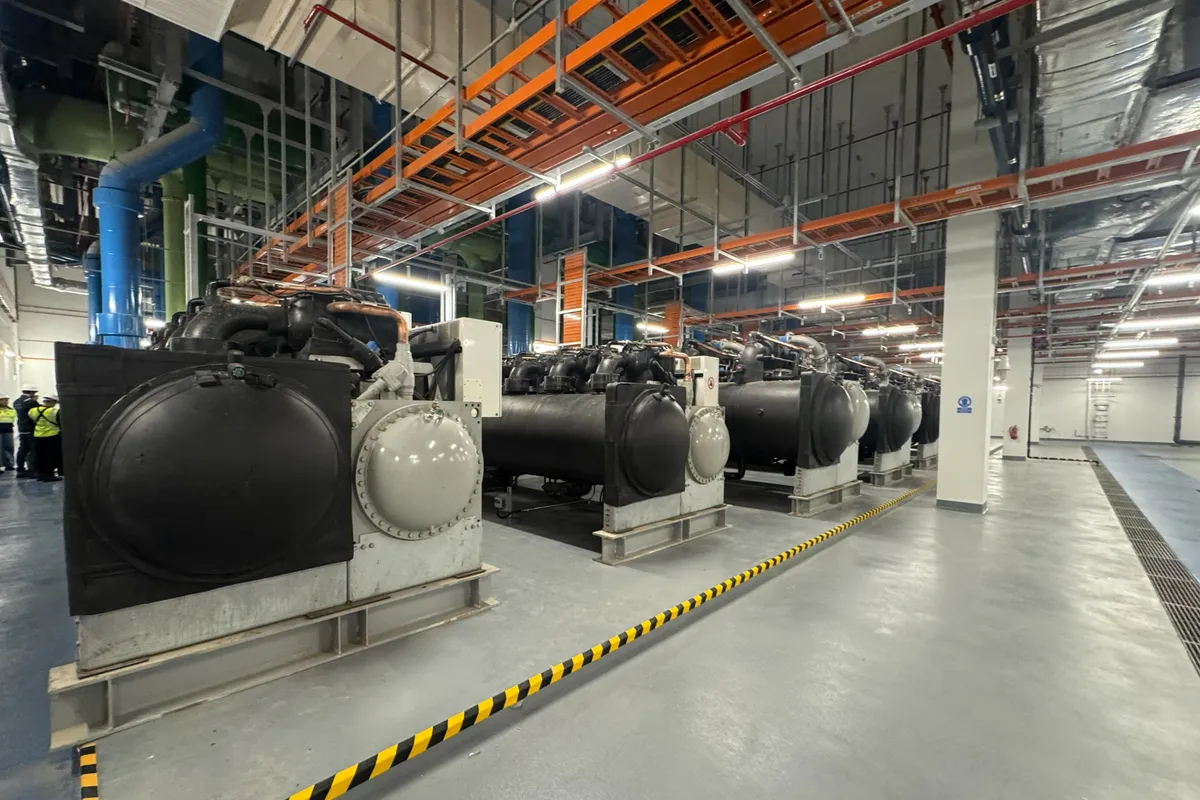 Chiller machines at a district cooling system in Singapore’s Punggol area.Photographer: Stephen Stapczynski/Bloomberg Chiller machines at a district cooling system in Singapore’s Punggol area.Photographer: Stephen Stapczynski/Bloomberg
