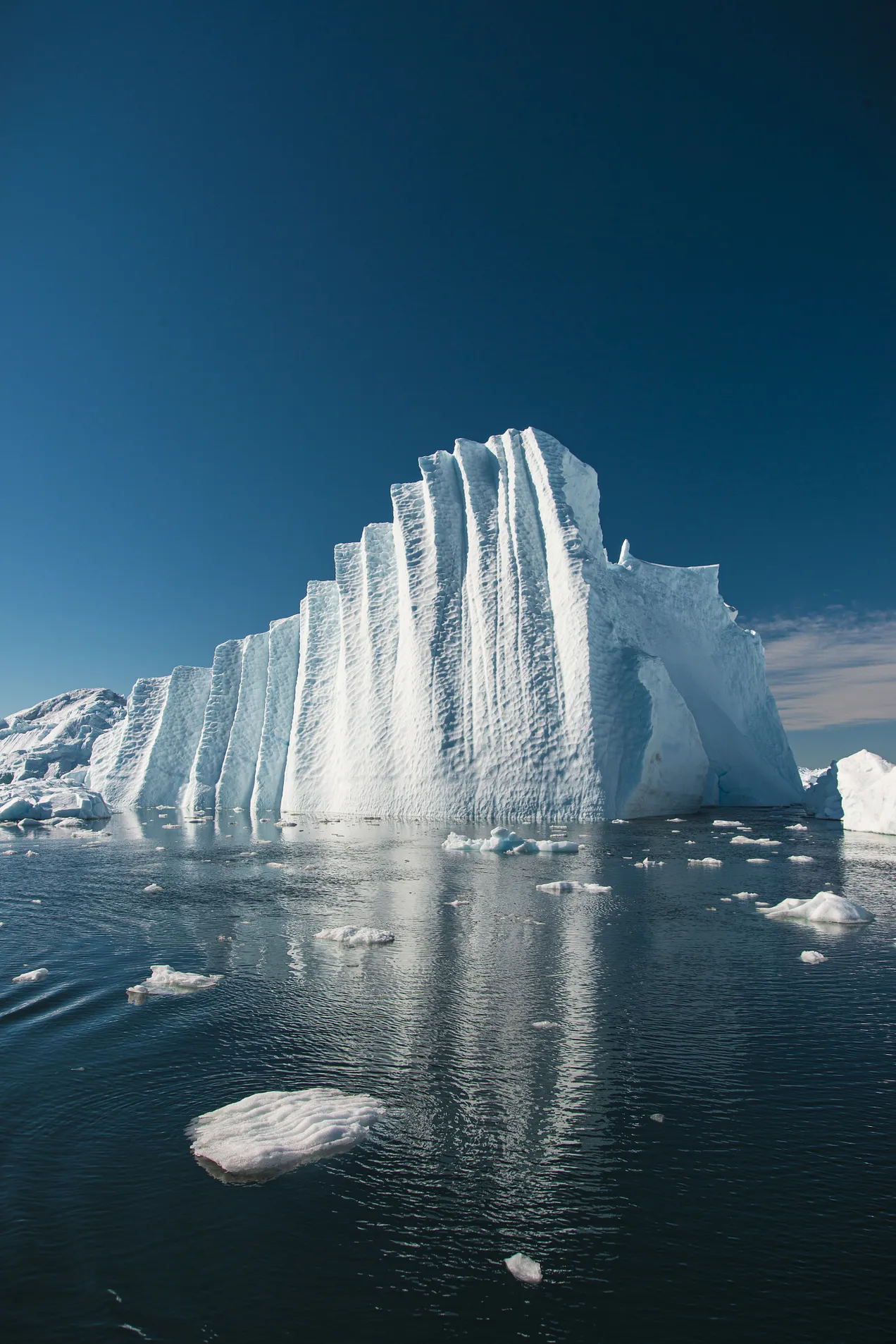 Massive iceberg in Disko Bay, Greenland. Photo: wirestock, freepic Massive iceberg in Disko Bay, Greenland. Photo: wirestock, freepic