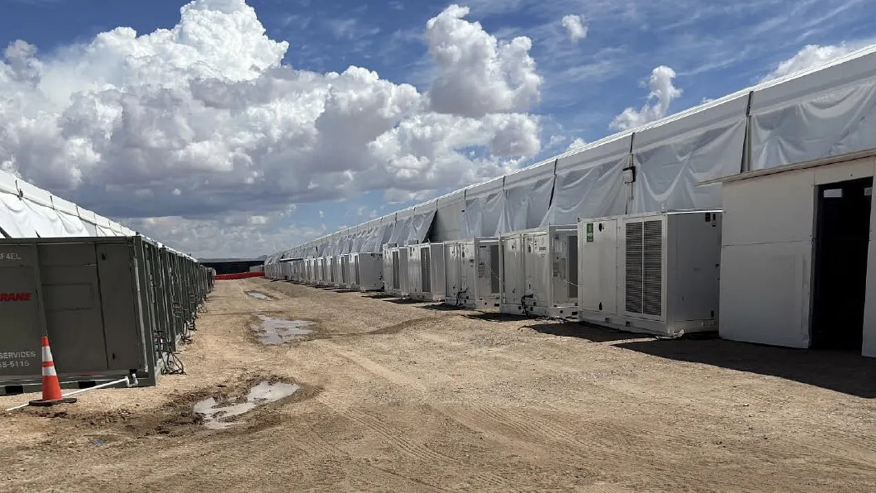 A soft-sided detention facility in Camp East Montana, Texas (Source: GAO) A soft-sided detention facility in Camp East Montana, Texas (Source: GAO)